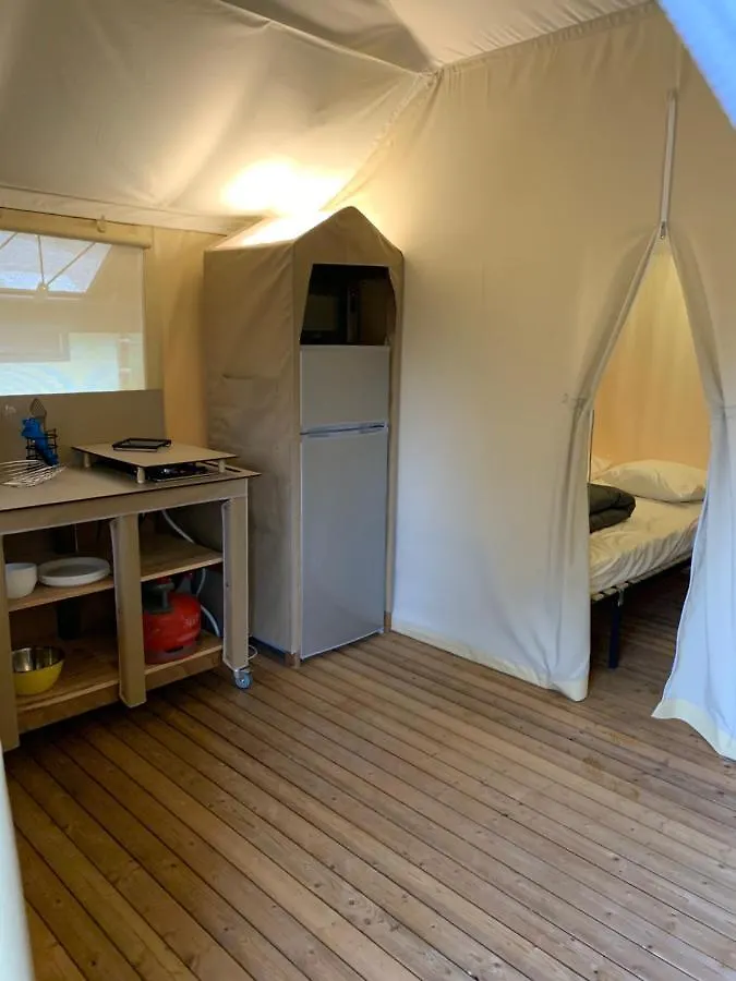 Camping Calme Et Nature Iserand Vion  Campingplatz