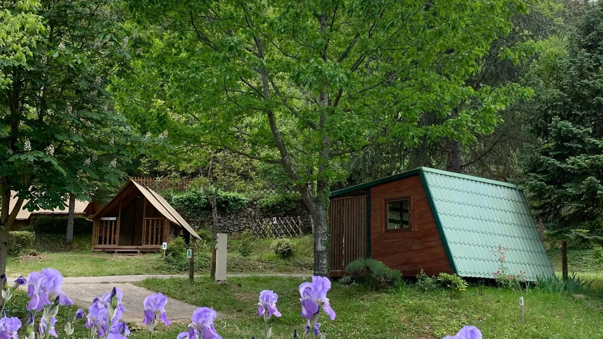 Camping Calme Et Nature Iserand Vion  Vion (Ardeche)